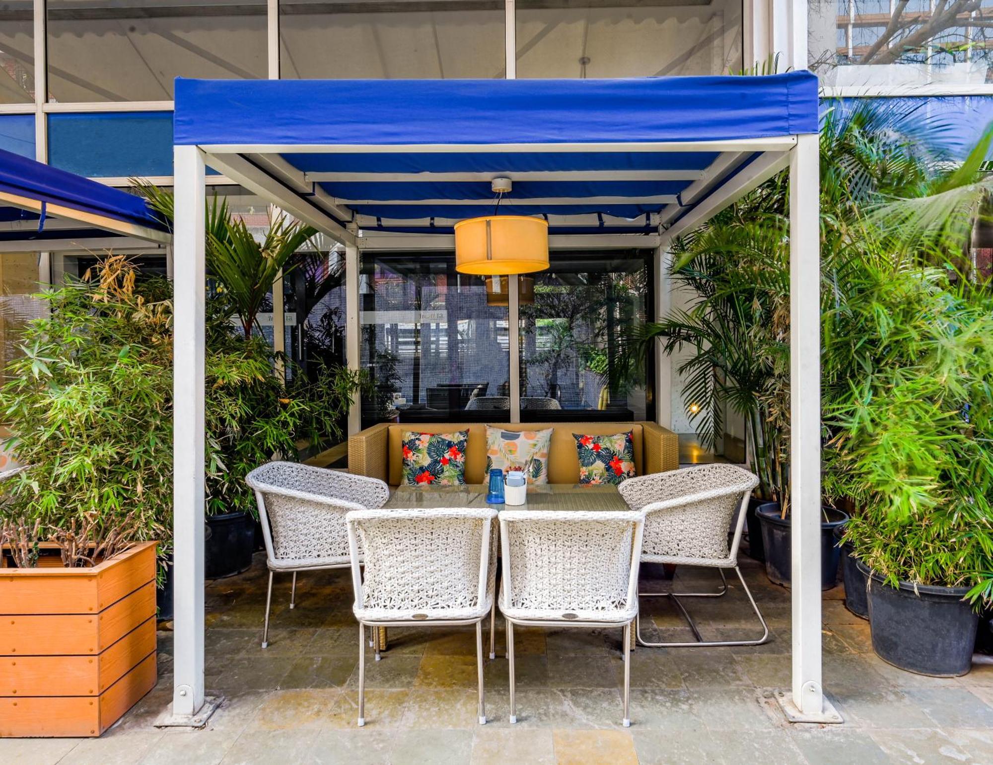 โรงแรมเดอะ พาร์ค บังกาลอร์ ภายนอก รูปภาพ The Terrace