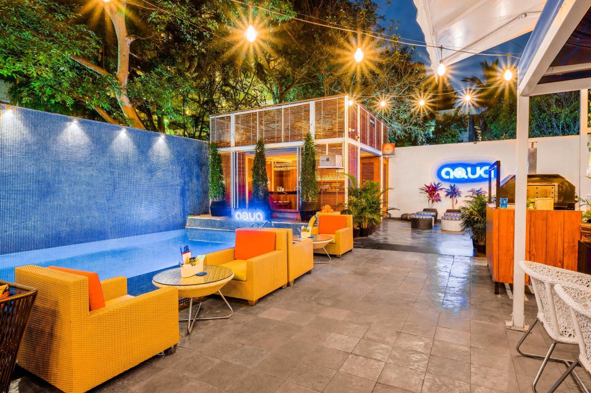 โรงแรมเดอะ พาร์ค บังกาลอร์ ภายนอก รูปภาพ The lounge at the airport