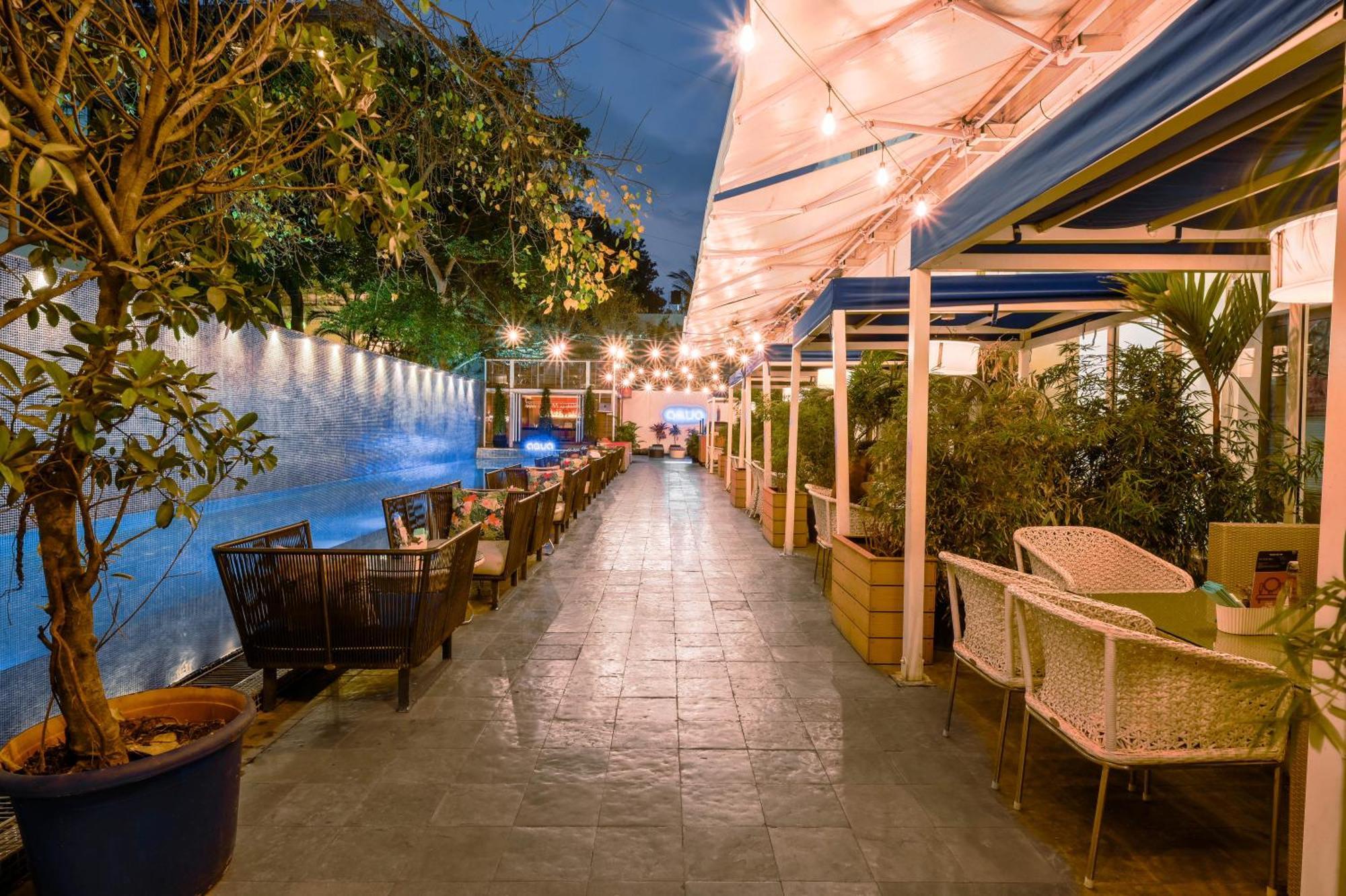 โรงแรมเดอะ พาร์ค บังกาลอร์ ภายนอก รูปภาพ The Terrace at The Standard East Village